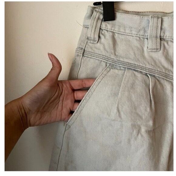 Free People Mini Skirt 26 Sidecar Distressed Denim Mini Light Blue - Picture 5 of 9